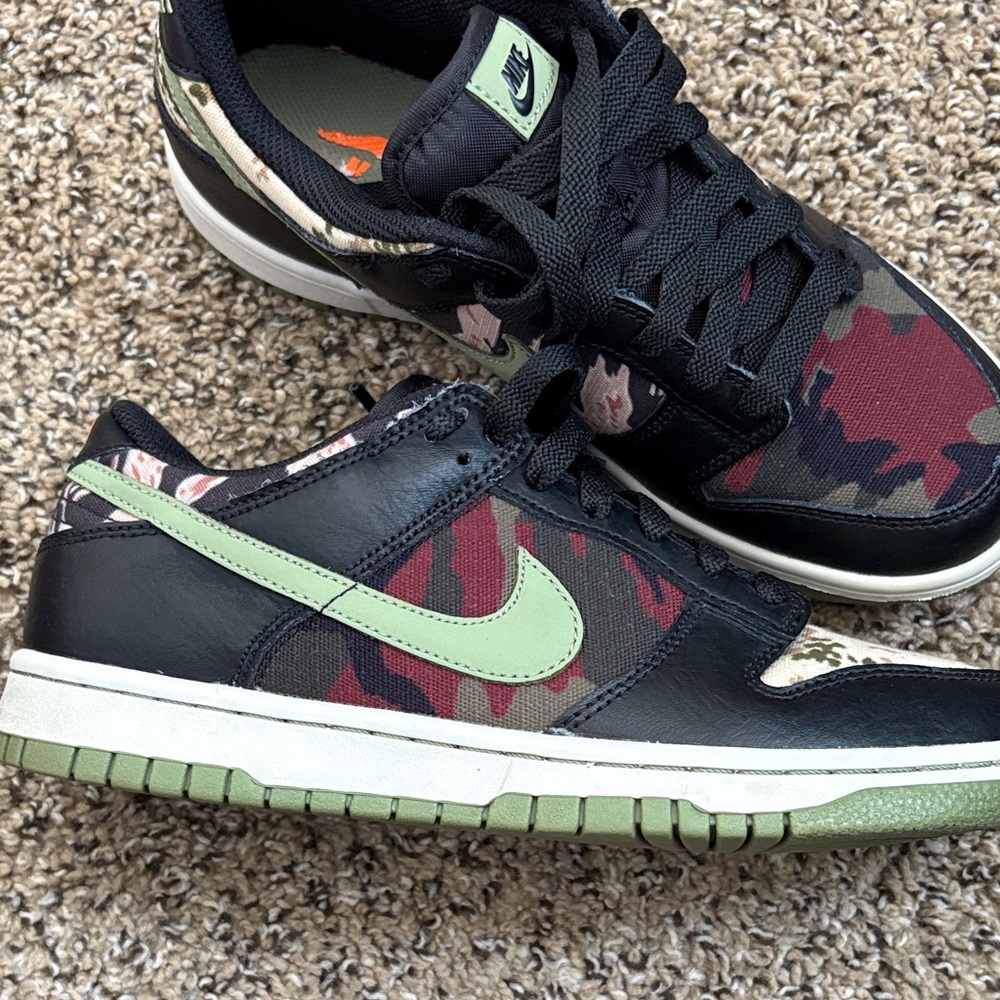 Nike Kids Black and Green Camouflage Sneakers